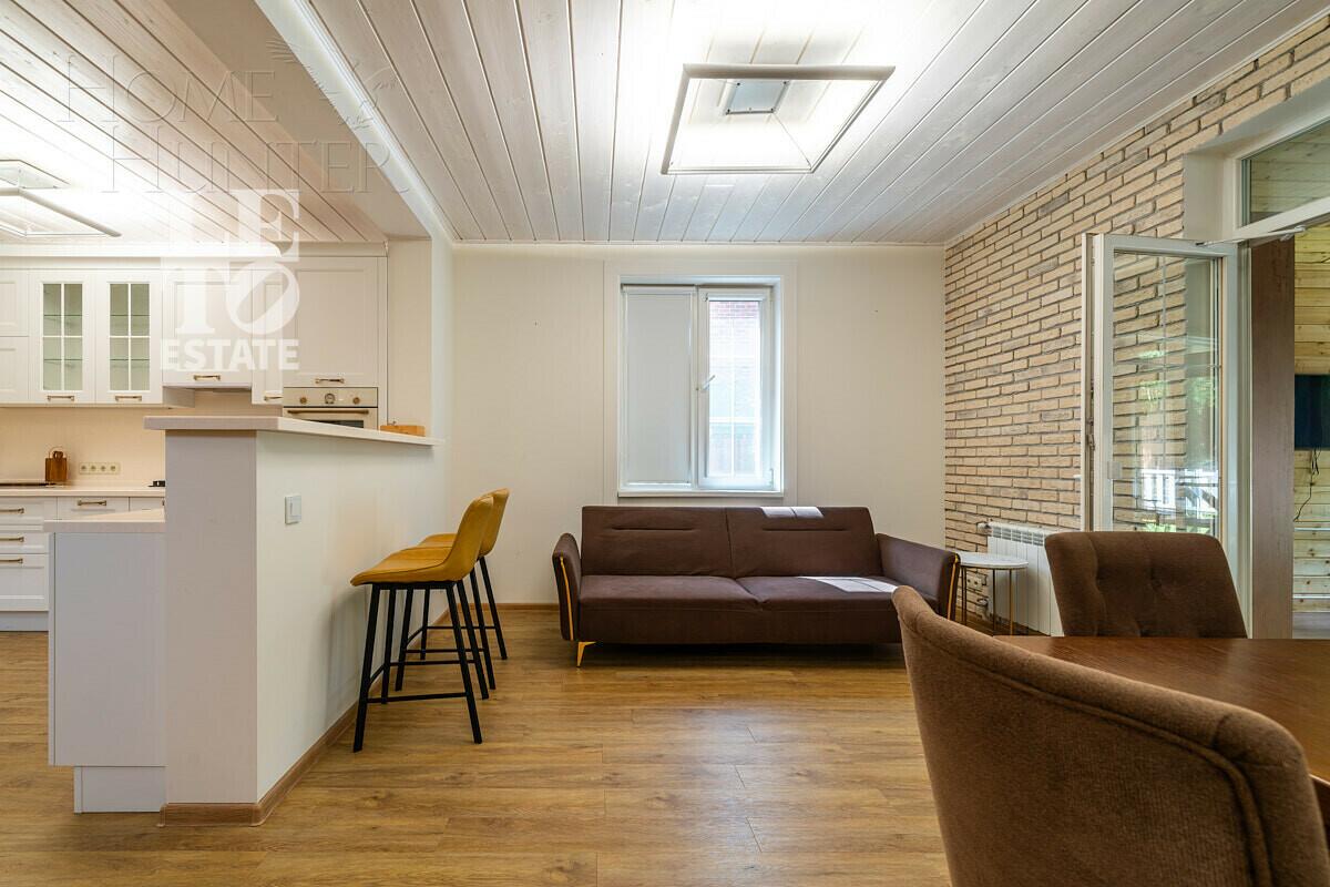 2-этажный коттедж 220 м² с отделкой