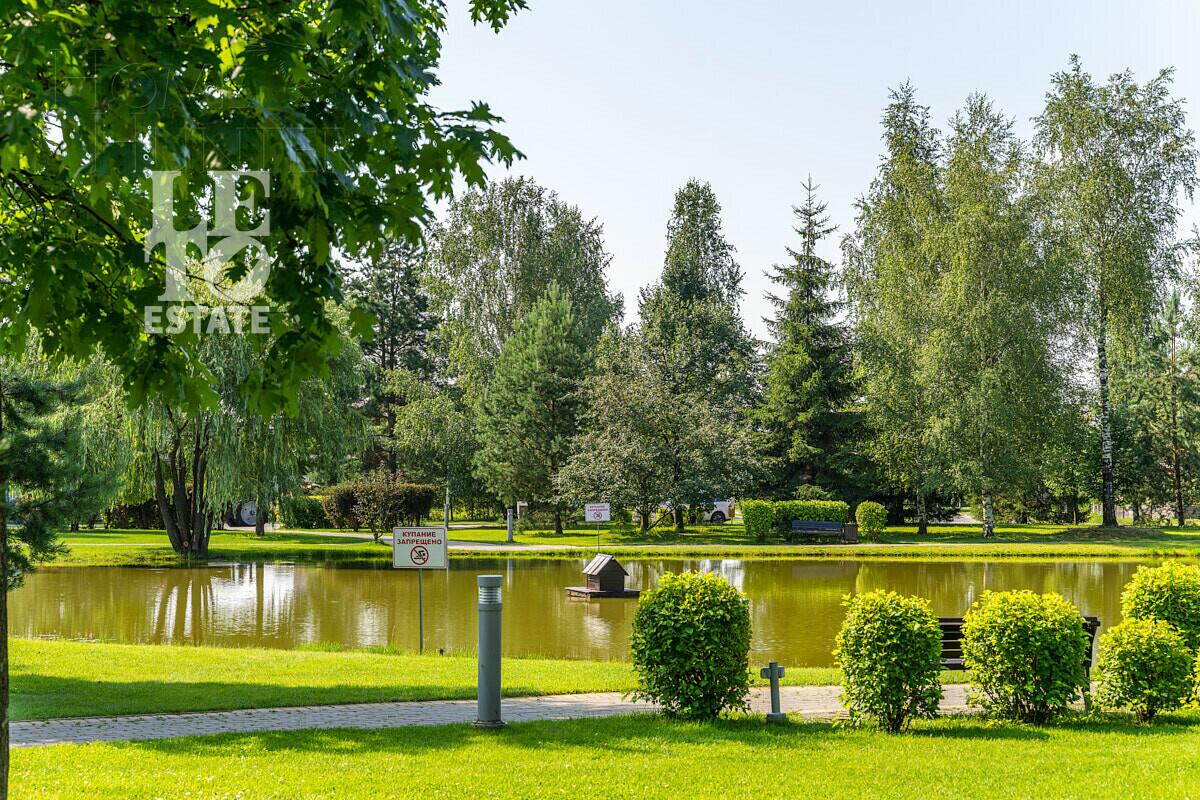 2-этажный коттедж 320 м² с отделкой