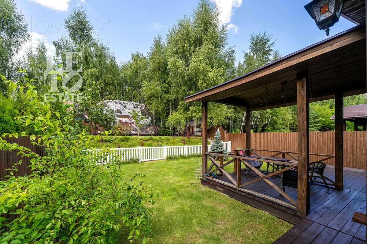 2-этажный коттедж 220 м² с отделкой