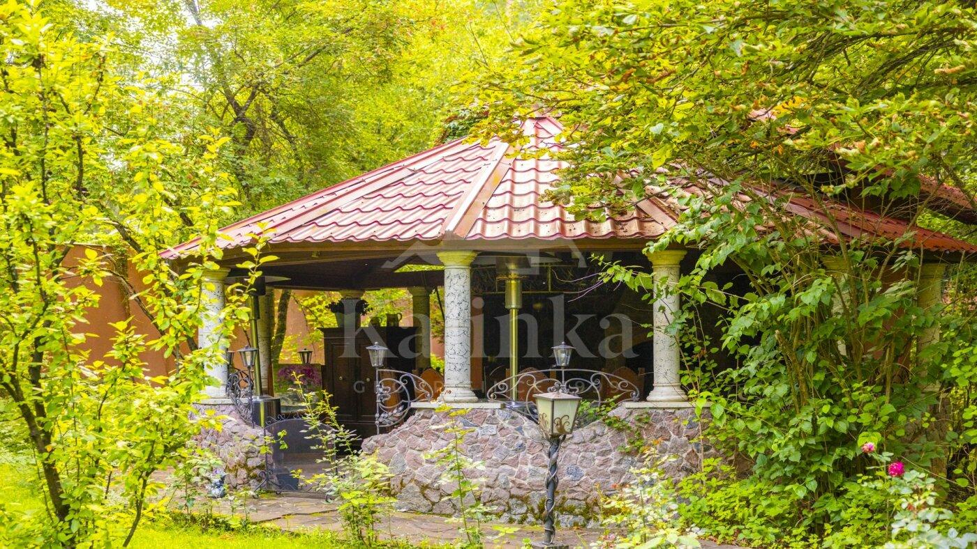 3-этажный коттедж 800 м² с отделкой