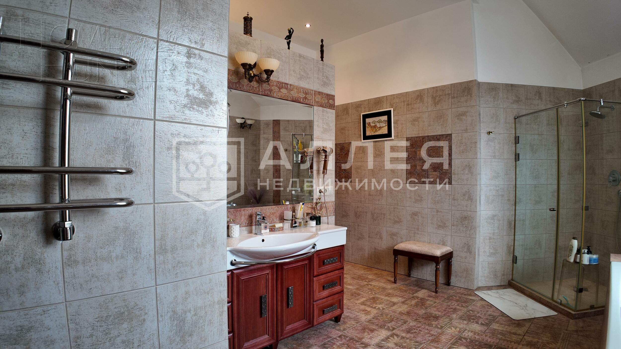 2-этажный коттедж 330 м² с отделкой