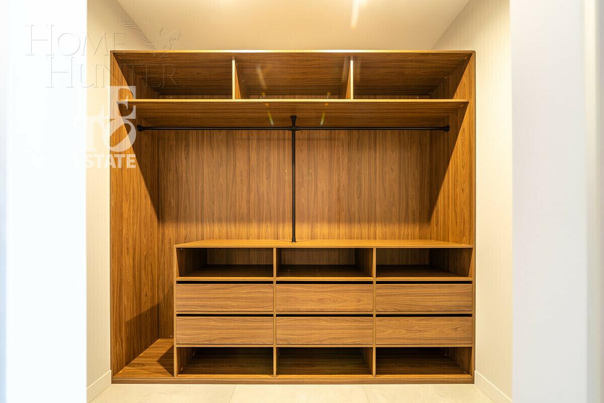 2-этажный коттедж 320 м² с отделкой