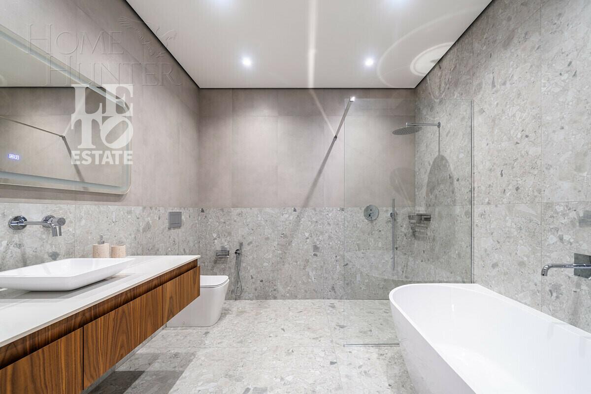 2-этажный коттедж 320 м² с отделкой