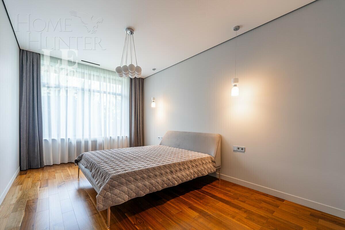 2-этажный коттедж 320 м² с отделкой