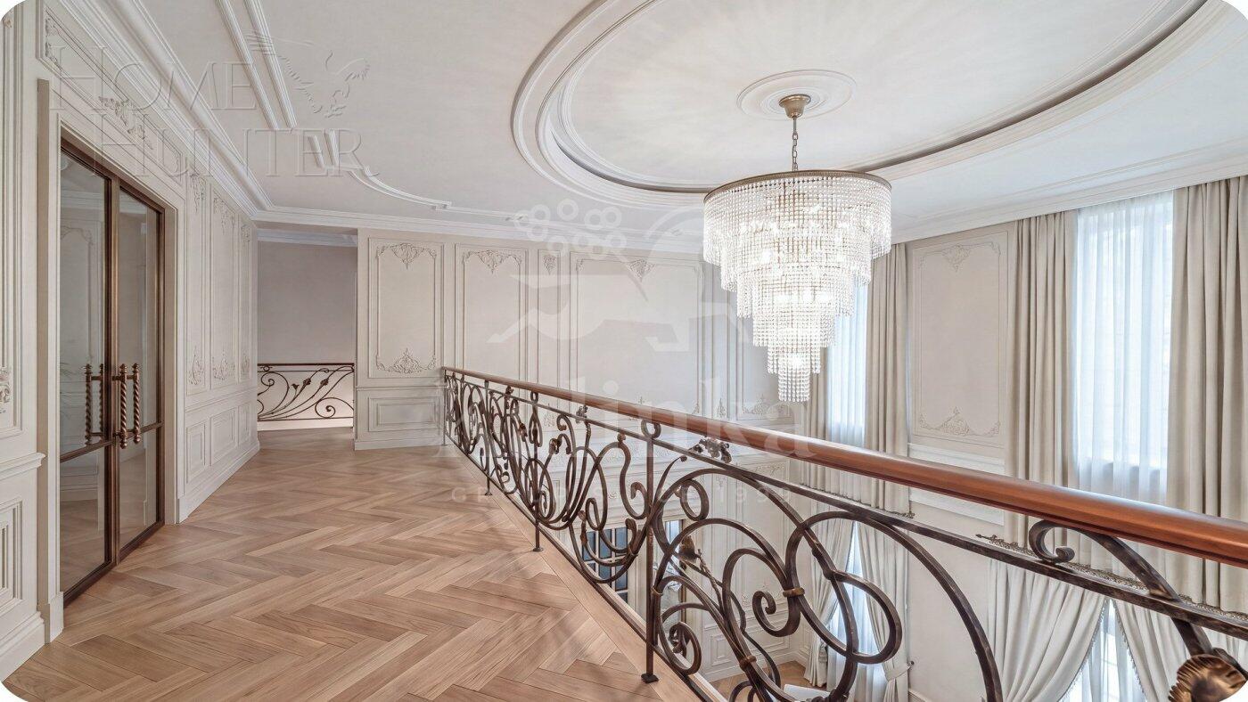 2-этажный коттедж 850 м² с отделкой