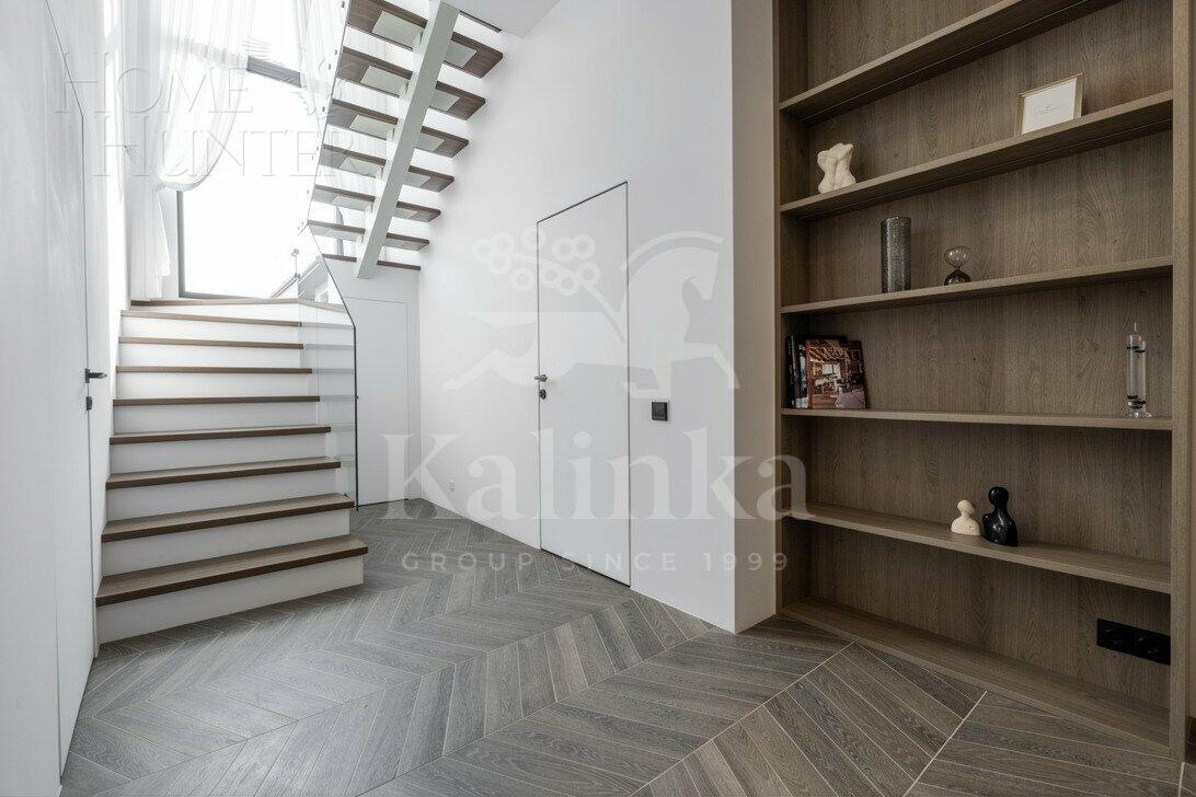 2-этажный коттедж 371 м² с отделкой