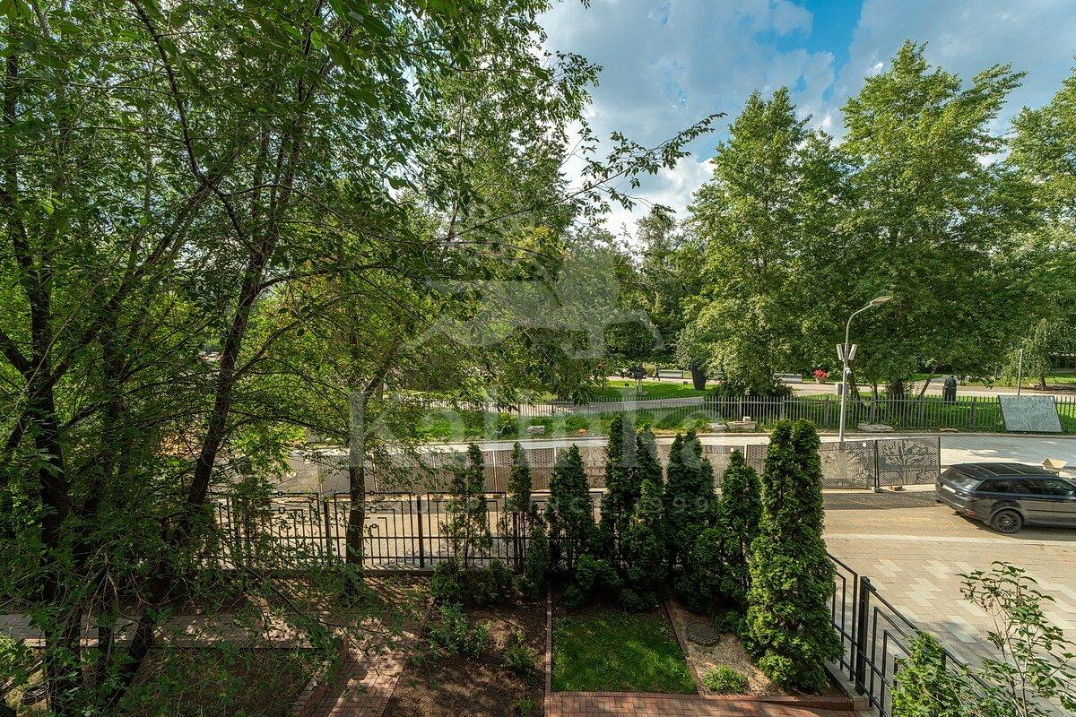 4-КОМН. КВАРТИРА С ОТДЕЛКОЙ 185.1 М² НА 2 ЭТАЖЕ