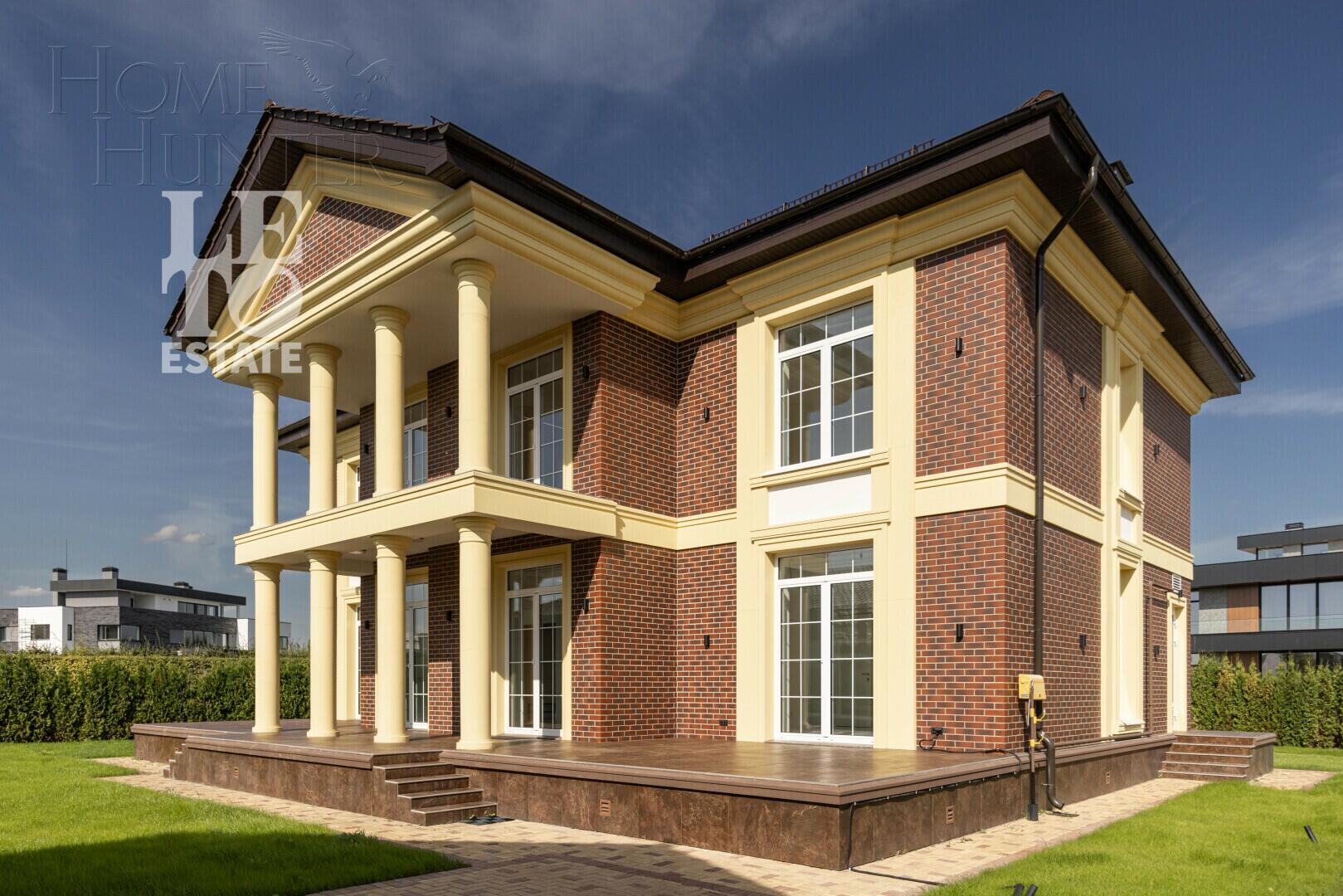 2-этажный коттедж 420 м² с отделкой
