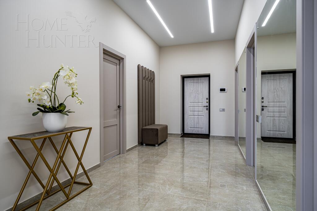 2-этажный коттедж 240 м² с отделкой