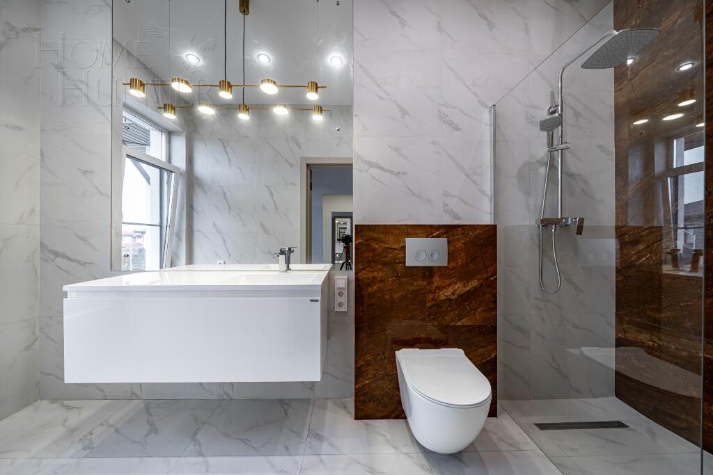 2-этажный коттедж 240 м² с отделкой