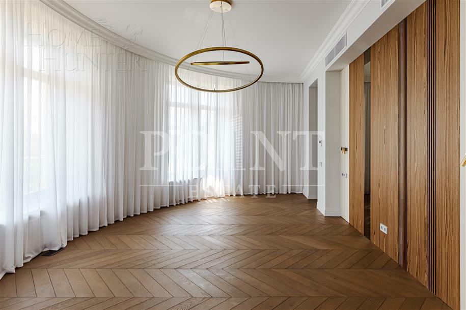 2-этажный коттедж 715 м² с отделкой