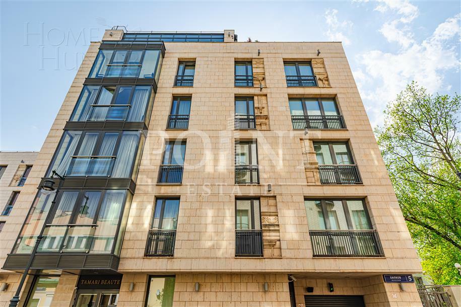 3-КОМН. КВАРТИРА С ОТДЕЛКОЙ 110 М² НА 3 ЭТАЖЕ