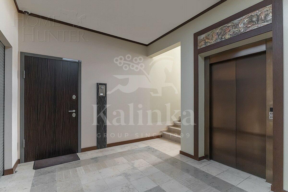 4-КОМН. КВАРТИРА С ОТДЕЛКОЙ 185.1 М² НА 2 ЭТАЖЕ