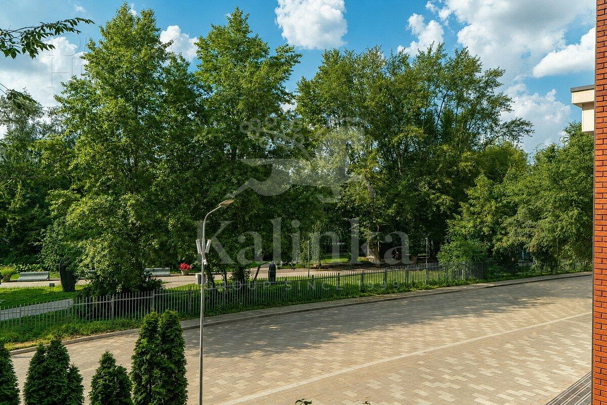 4-КОМН. КВАРТИРА С ОТДЕЛКОЙ 185.1 М² НА 2 ЭТАЖЕ