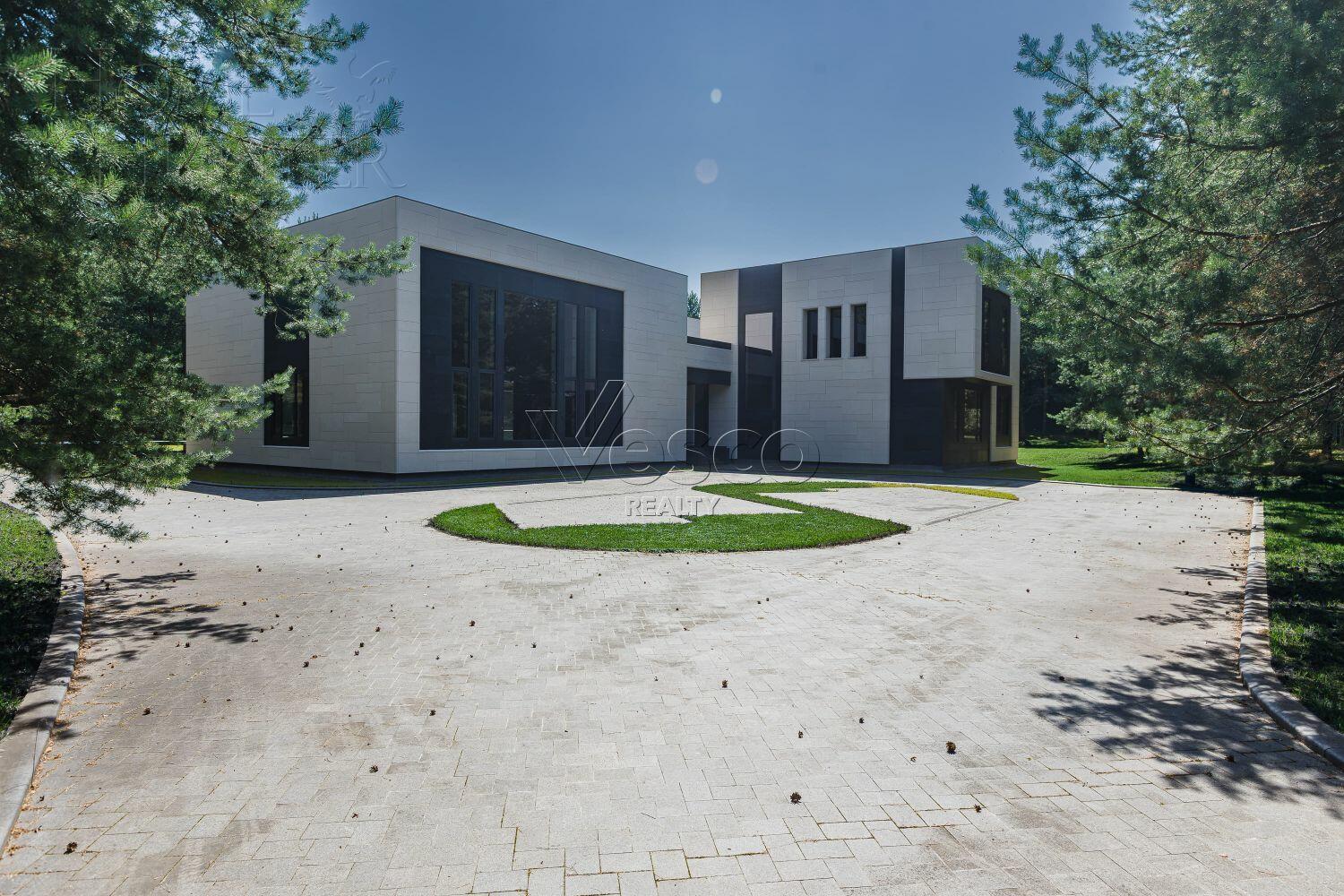 2-этажный коттедж 2 265 м² без отделки