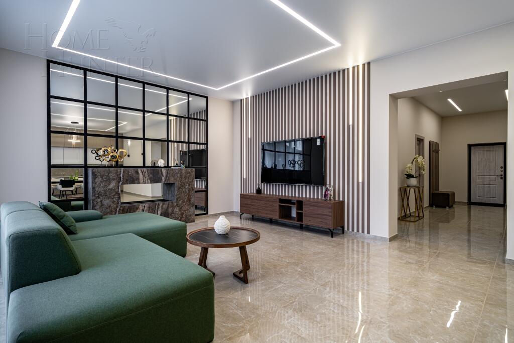 2-этажный коттедж 240 м² с отделкой