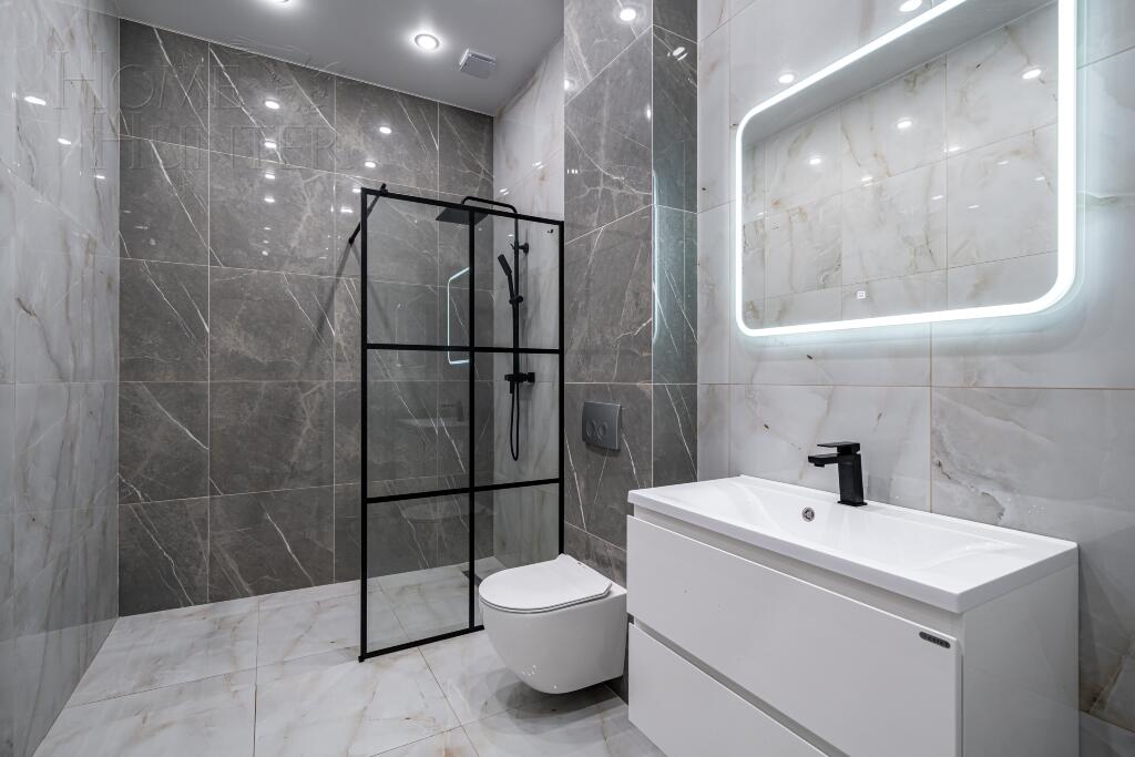 2-этажный коттедж 240 м² с отделкой