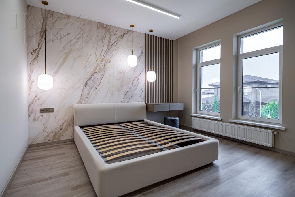 2-этажный коттедж 240 м² с отделкой