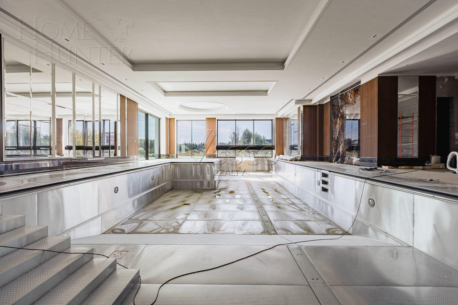 2-этажный коттедж 4 400 м² с отделкой