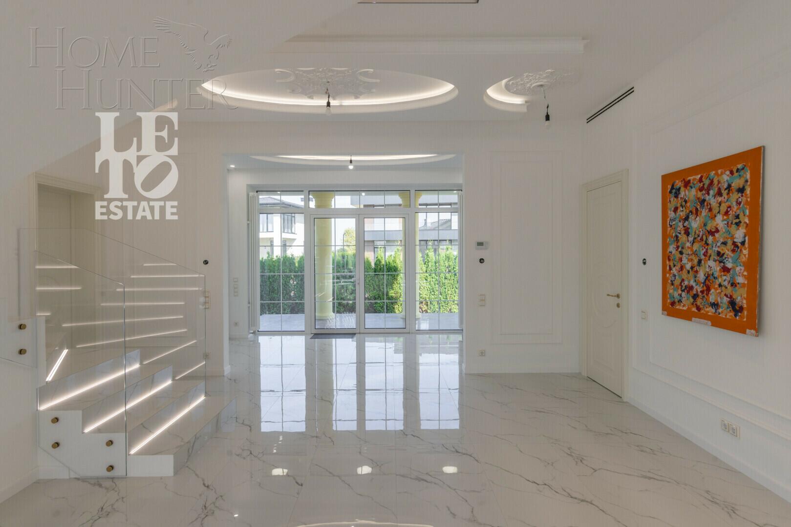 2-этажный коттедж 420 м² с отделкой
