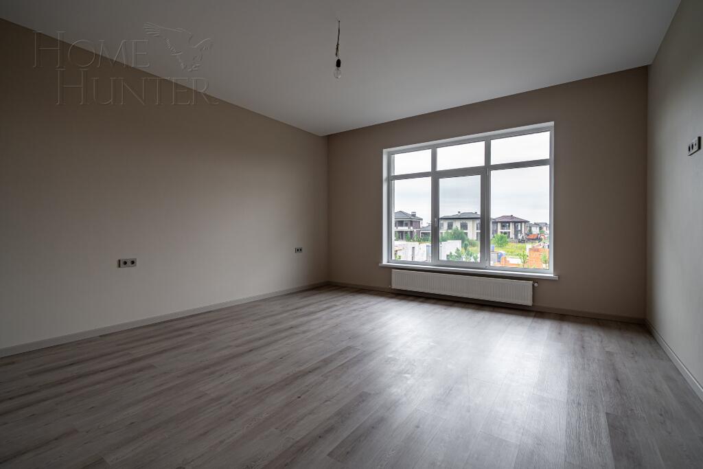 2-этажный коттедж 240 м² с отделкой
