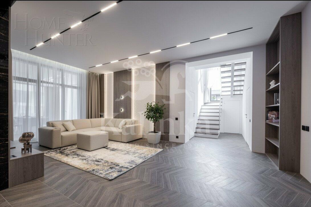 2-этажный коттедж 371 м² с отделкой
