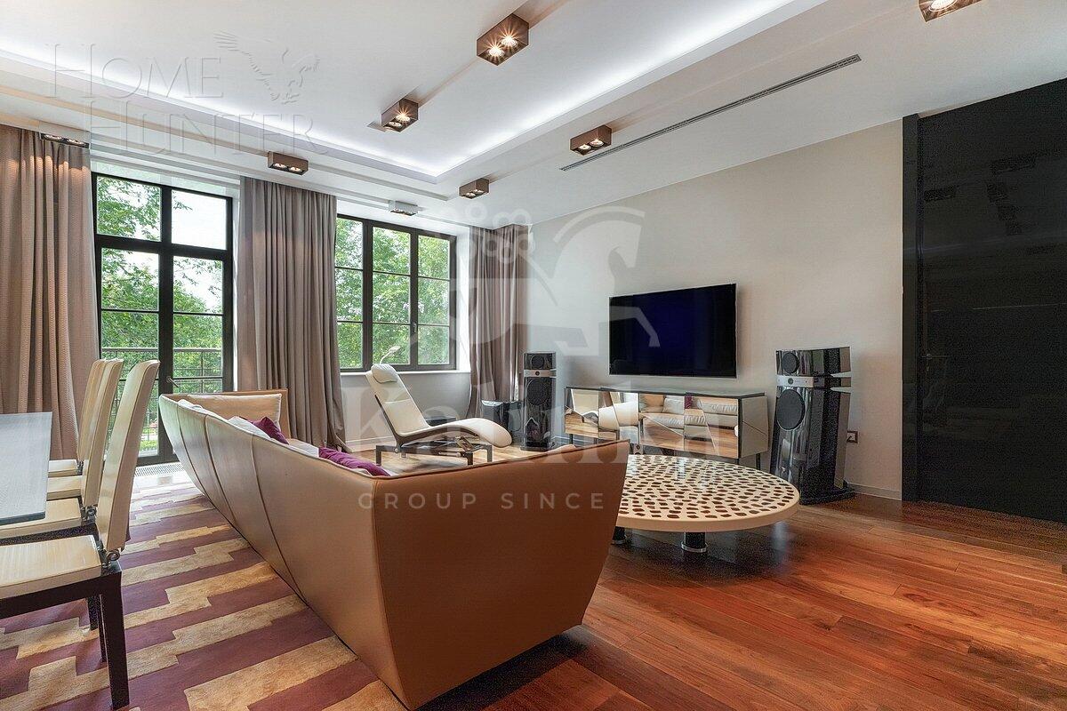 4-КОМН. КВАРТИРА С ОТДЕЛКОЙ 185.1 М² НА 2 ЭТАЖЕ