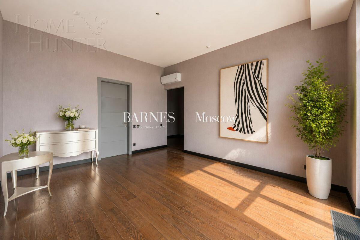 4-КОМН. КВАРТИРА С ОТДЕЛКОЙ 150.6 М² НА 19 ЭТАЖЕ