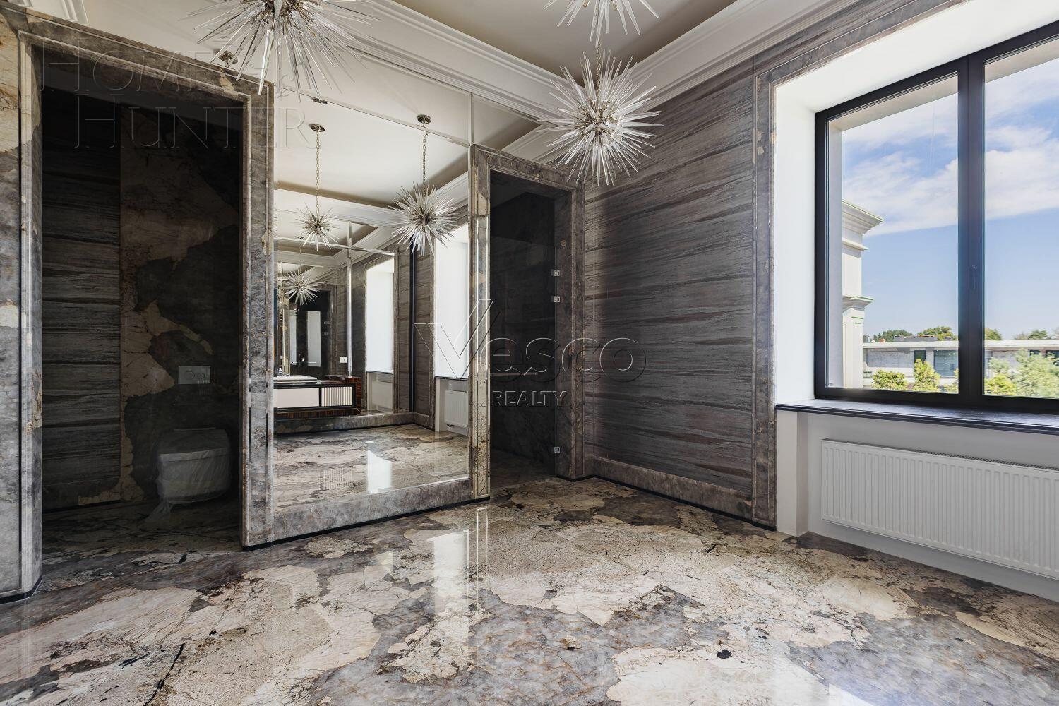2-этажный коттедж 4 400 м² с отделкой
