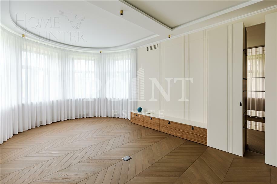 2-этажный коттедж 715 м² с отделкой