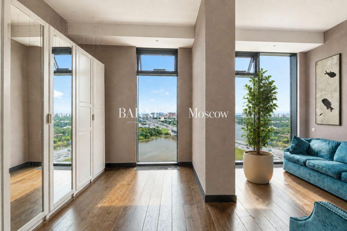 4-КОМН. КВАРТИРА С ОТДЕЛКОЙ 150.6 М² НА 19 ЭТАЖЕ