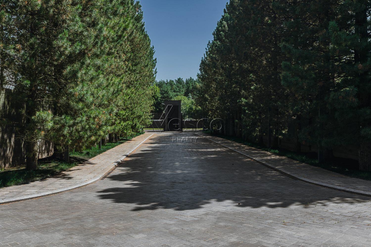 2-этажный коттедж 2 265 м² без отделки