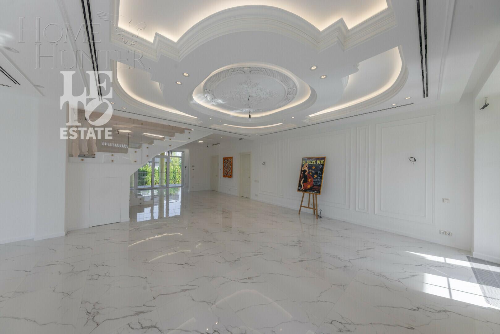 2-этажный коттедж 420 м² с отделкой