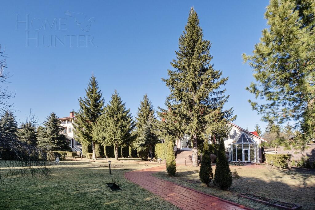 2-этажный коттедж 880 м² с отделкой