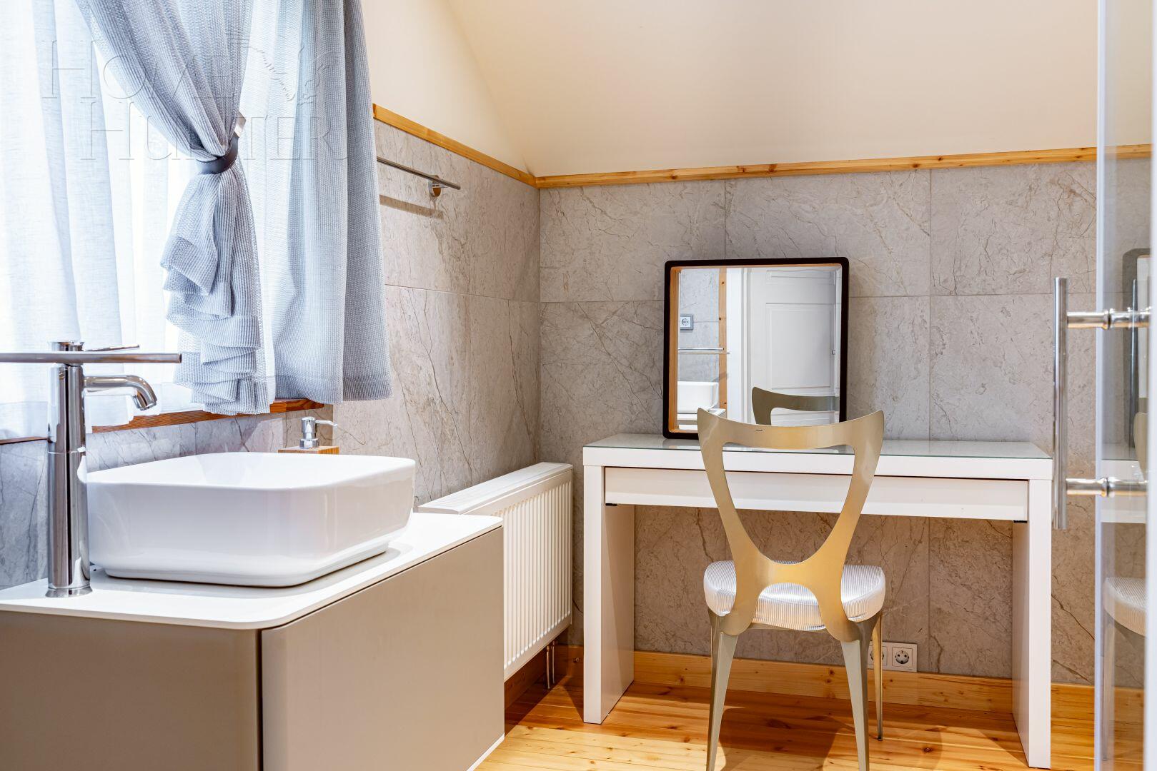 2-этажный коттедж 270 м² с отделкой