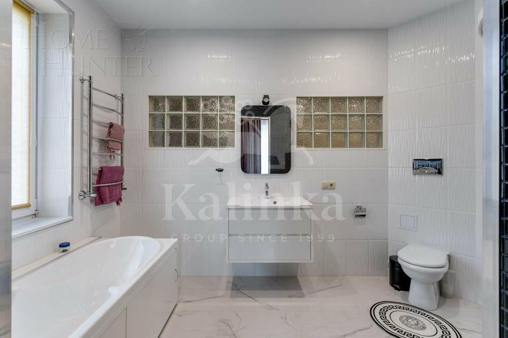 2-этажный коттедж 650 м² с отделкой
