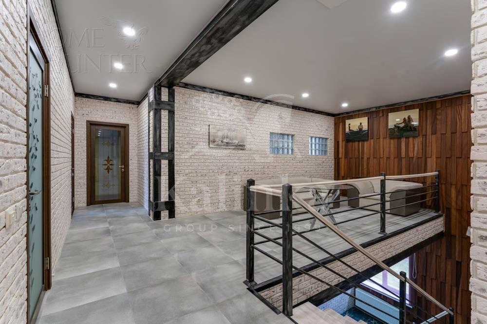 2-этажный коттедж 650 м² с отделкой