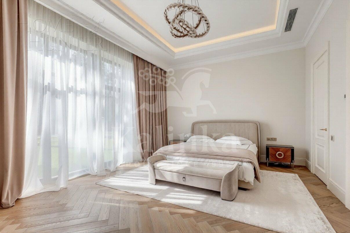 2-этажный коттедж 440 м² без отделки