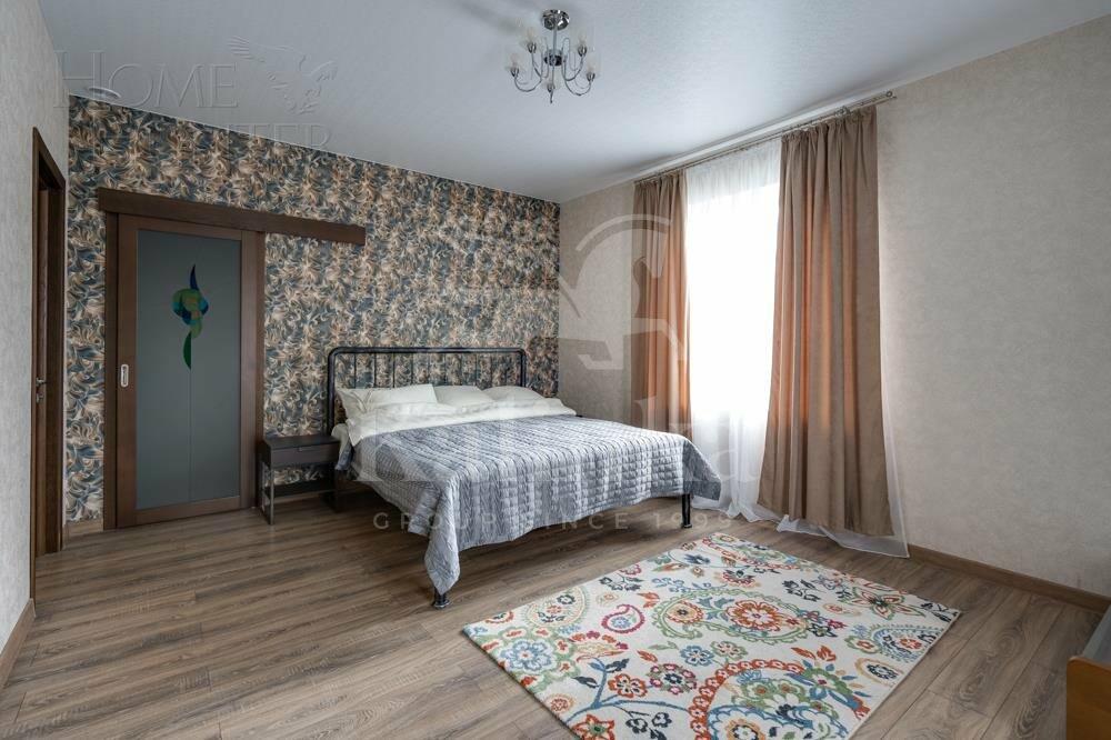 2-этажный коттедж 650 м² с отделкой