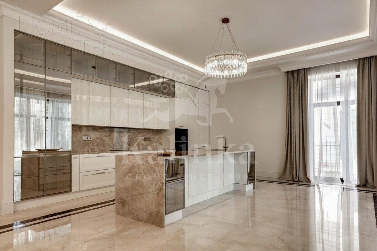 2-этажный коттедж 440 м² без отделки