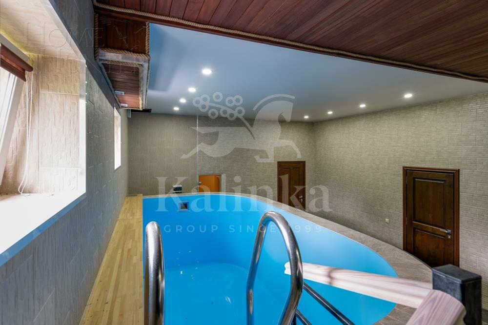 2-этажный коттедж 650 м² с отделкой