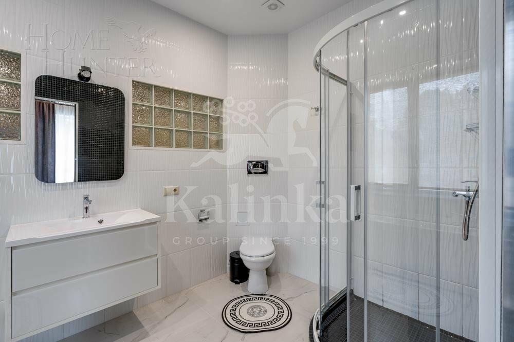 2-этажный коттедж 650 м² с отделкой