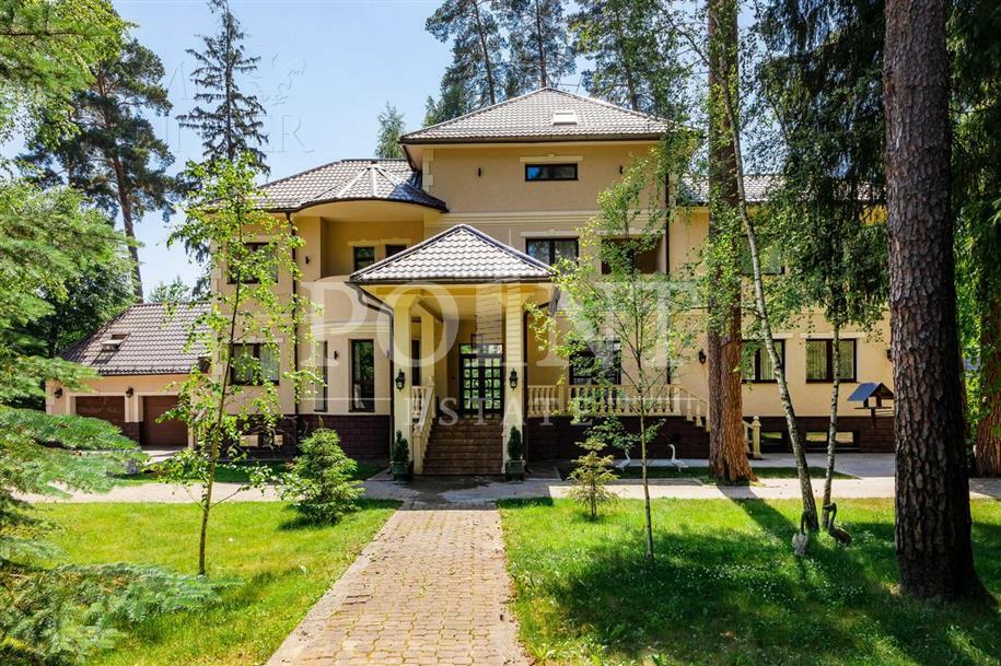 2-этажный коттедж 850 м² с отделкой