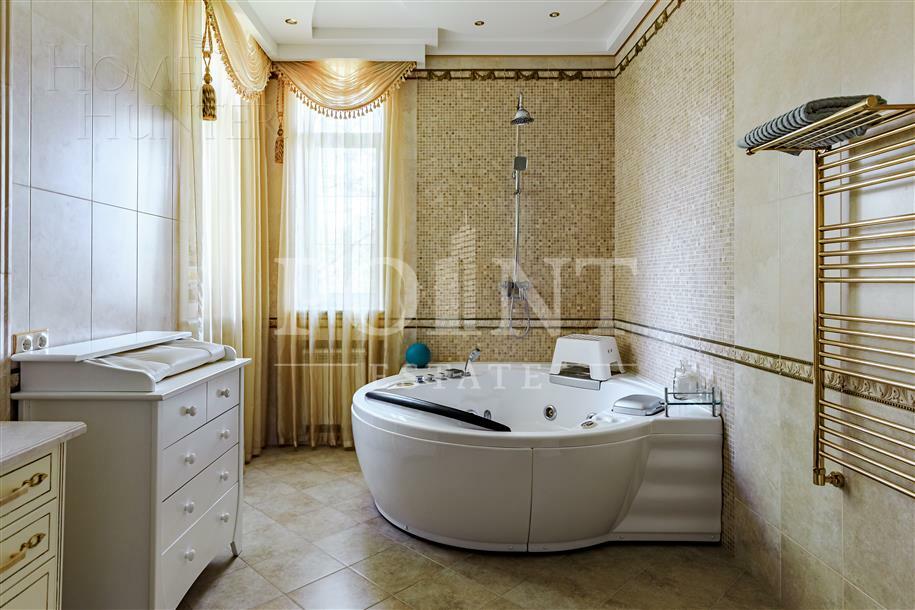 2-этажный коттедж 915 м² с отделкой