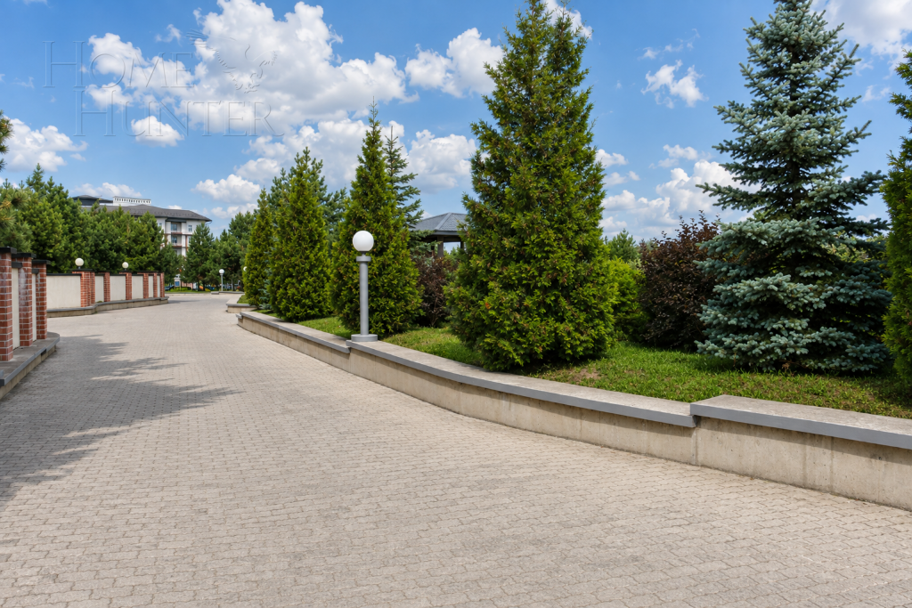 2-этажный таунхаус 300 м² с отделкой