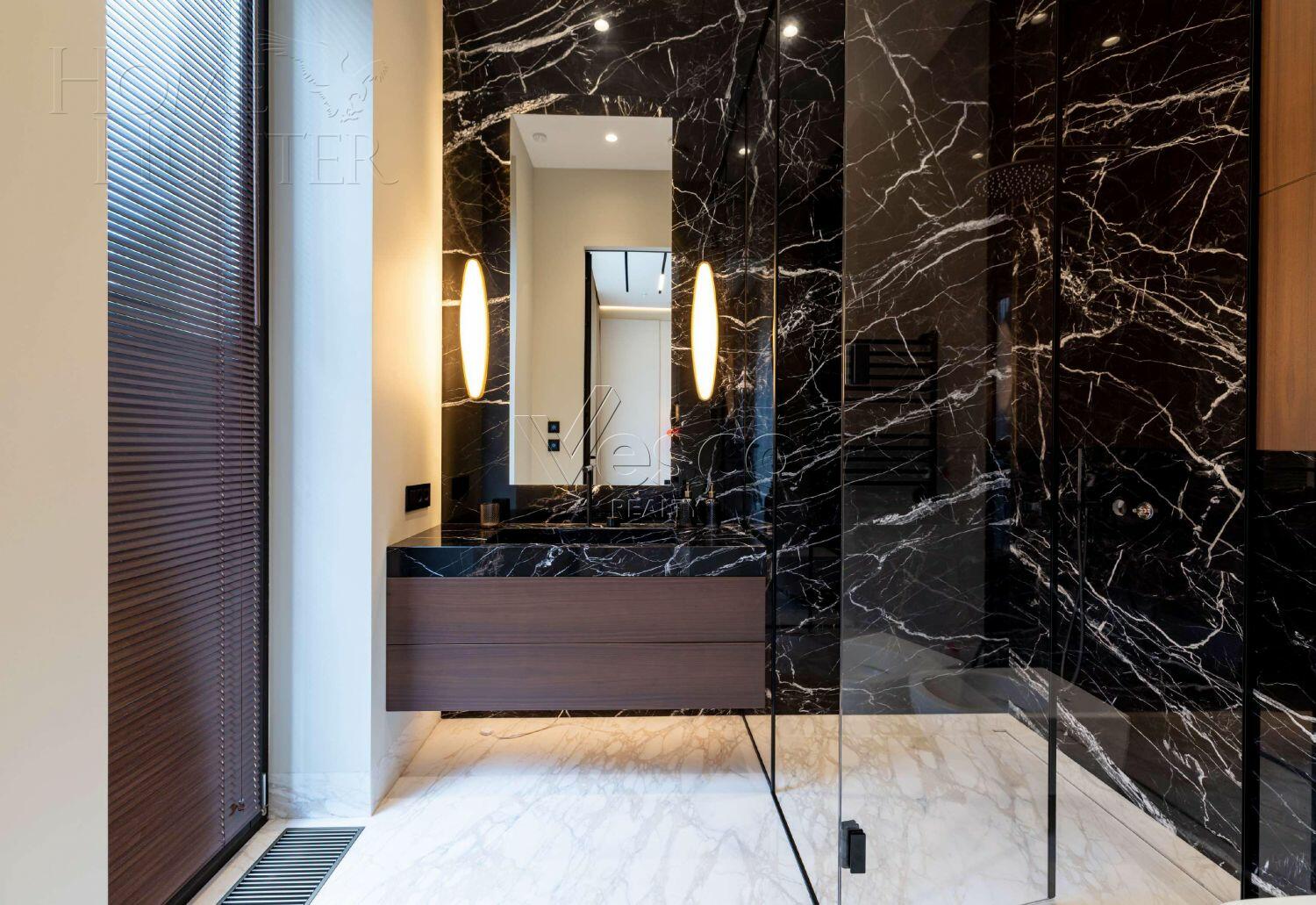 2-этажный коттедж 1 150 м² с отделкой