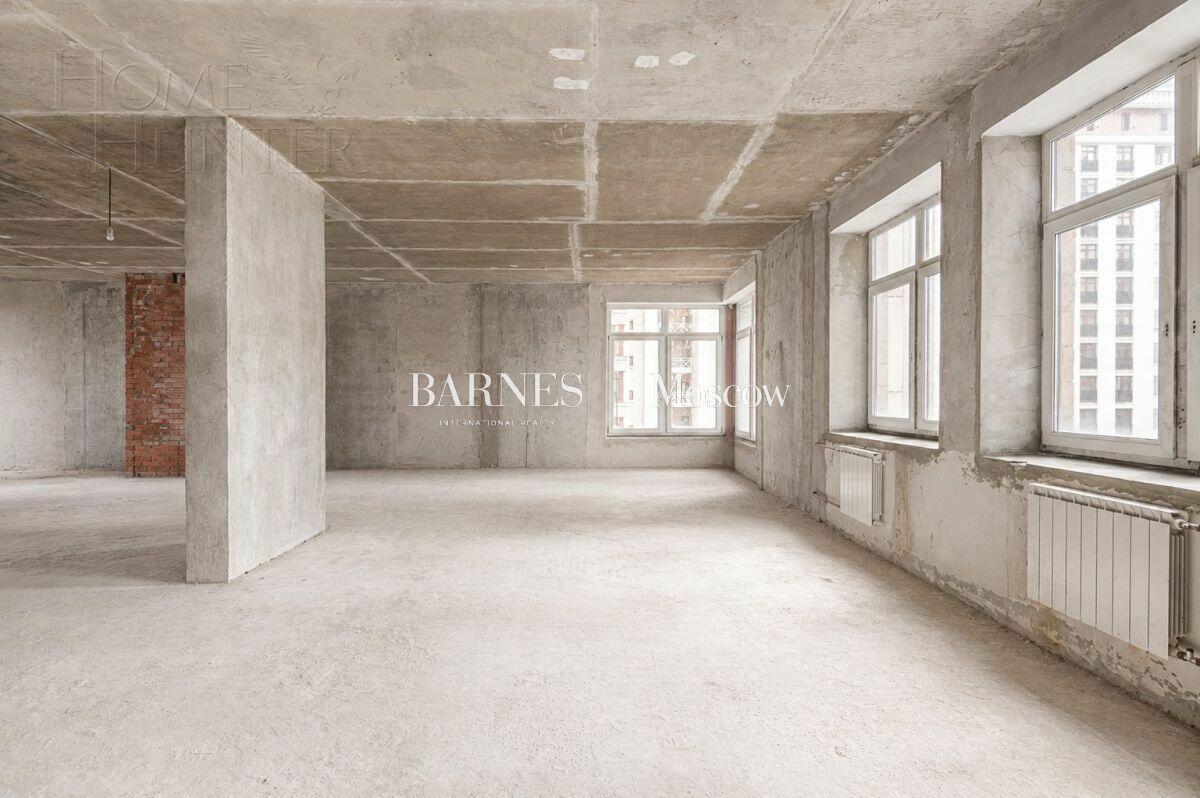 5-КОМН. КВАРТИРА БЕЗ ОТДЕЛКИ 220 М² НА 4 ЭТАЖЕ