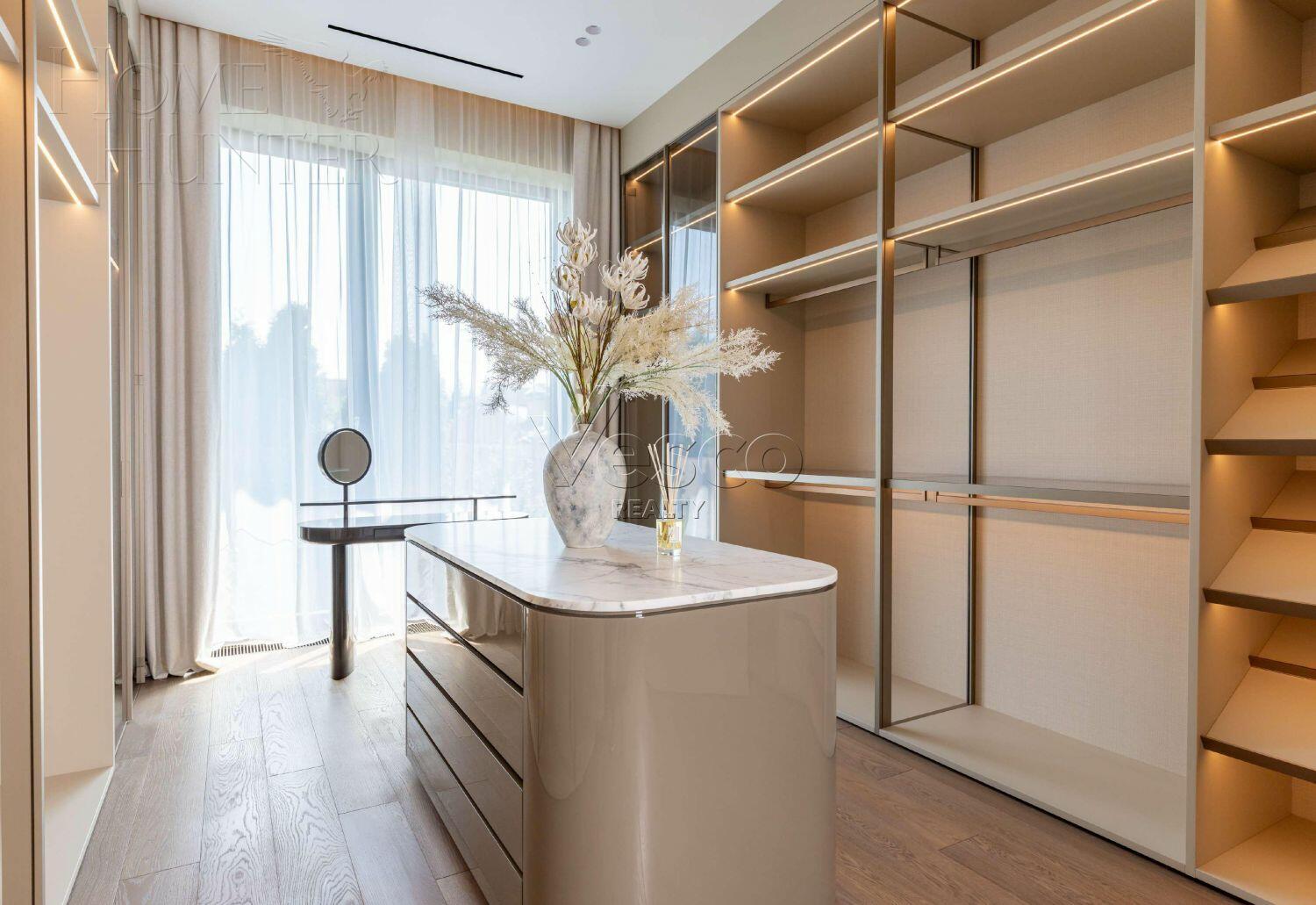2-этажный коттедж 1 150 м² с отделкой