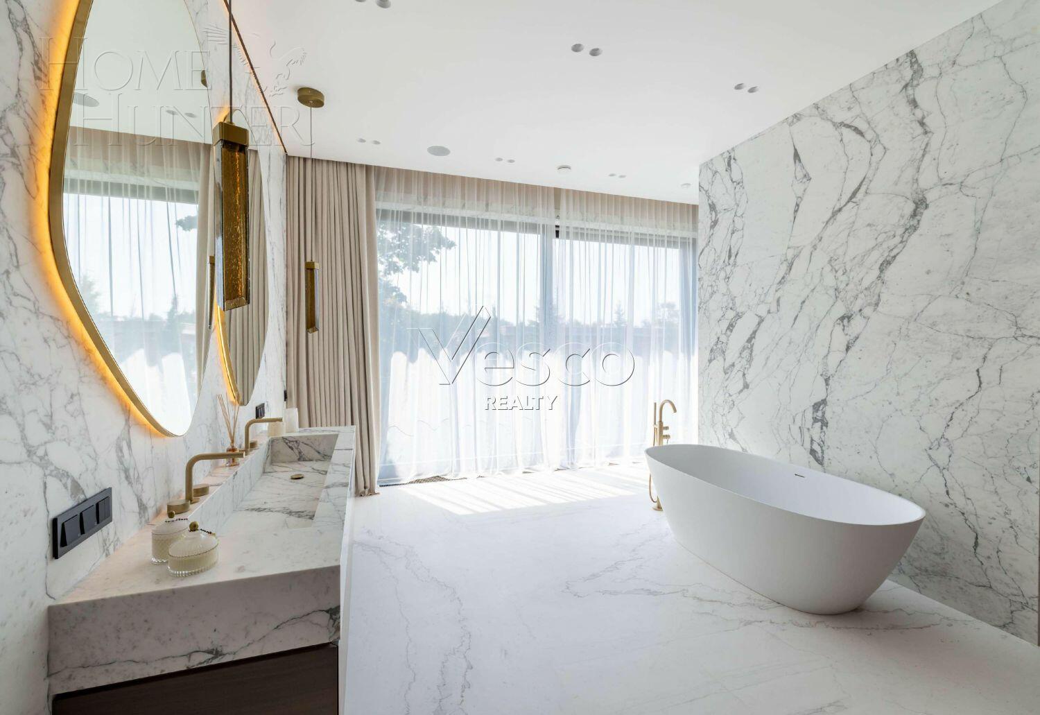 2-этажный коттедж 1 150 м² с отделкой