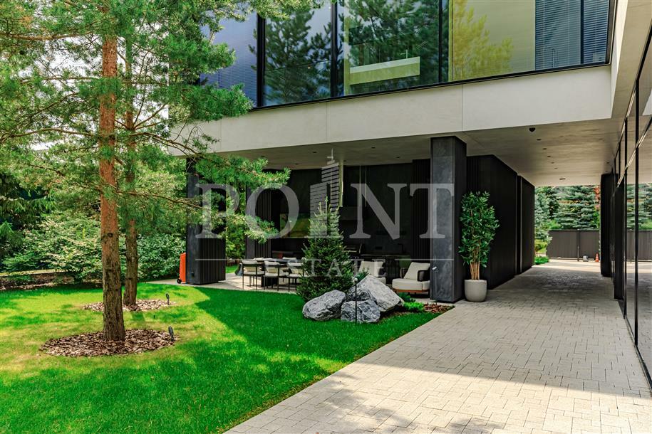 2-этажный коттедж 1 050 м² с отделкой